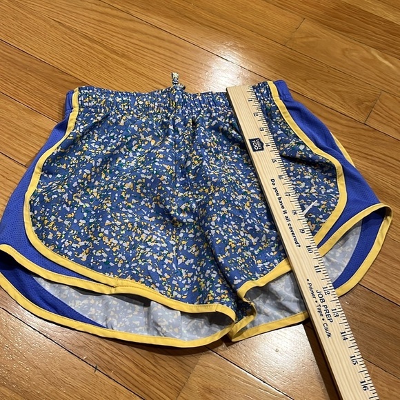 Nike Dri -Fit running shorts size Xsmall . - Picture 4 of 12